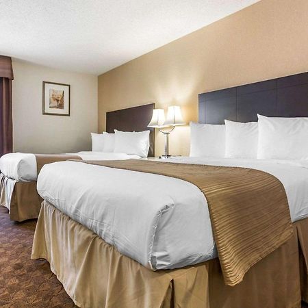 Quality Inn & Suites Coliseum Greensboro Zewnętrze zdjęcie